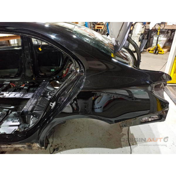 Folha Lateral Esquerda Mercedes C43 Amg 2018