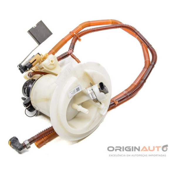 Bomba De Combustível Esquerda Mercedes C180 2012 A2044702094