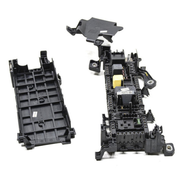 Caixa Fusiveis Interna Mercedes A200 2015 A2465400040