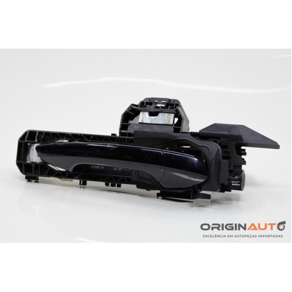 Maçaneta Traseira Direita Mercedes Gla 200 A1567330214