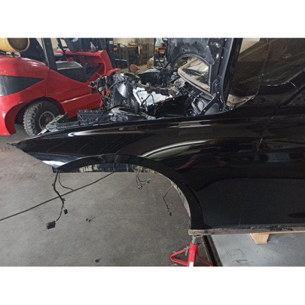 Paralama Esquerdo Bmw 320i 2014 F30 7438439