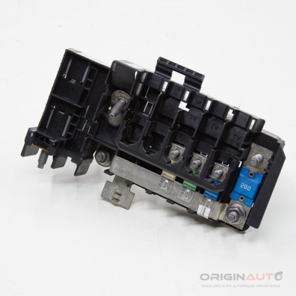 Caixa Fusiveis Bateria Mercedes Cla200 2018 A2465401950